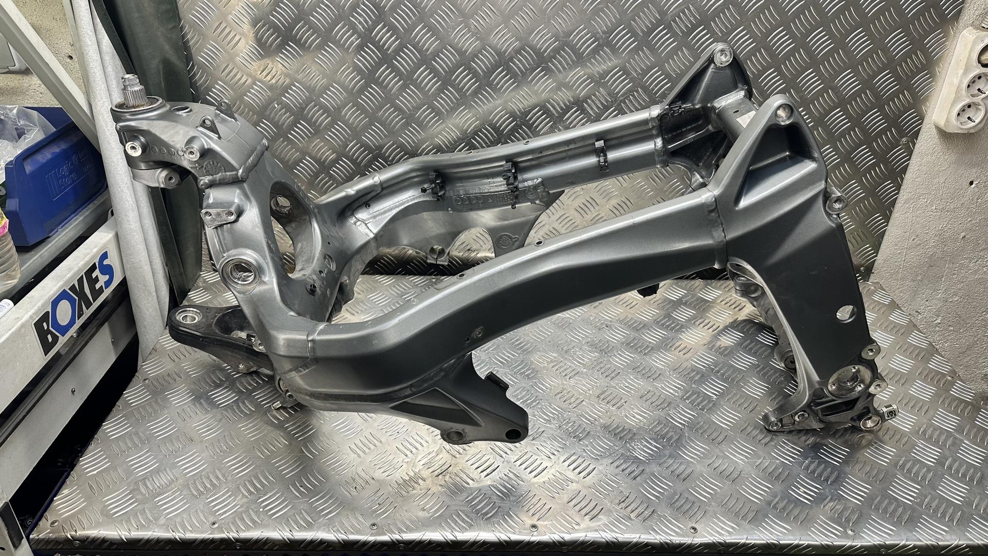 Основная рама с VIN K40/43 46517714640