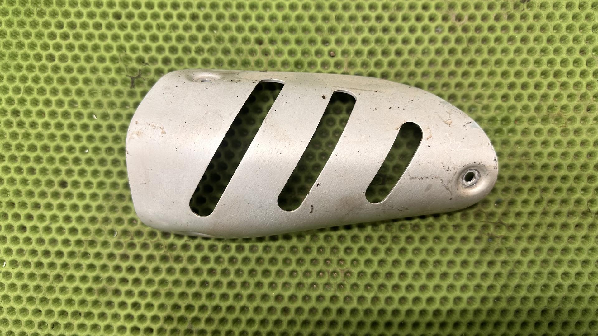 Накладка на трубу порога 18217713440