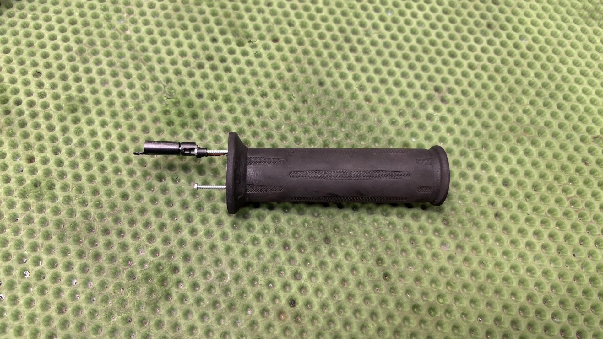 Ручка Л 61318549455