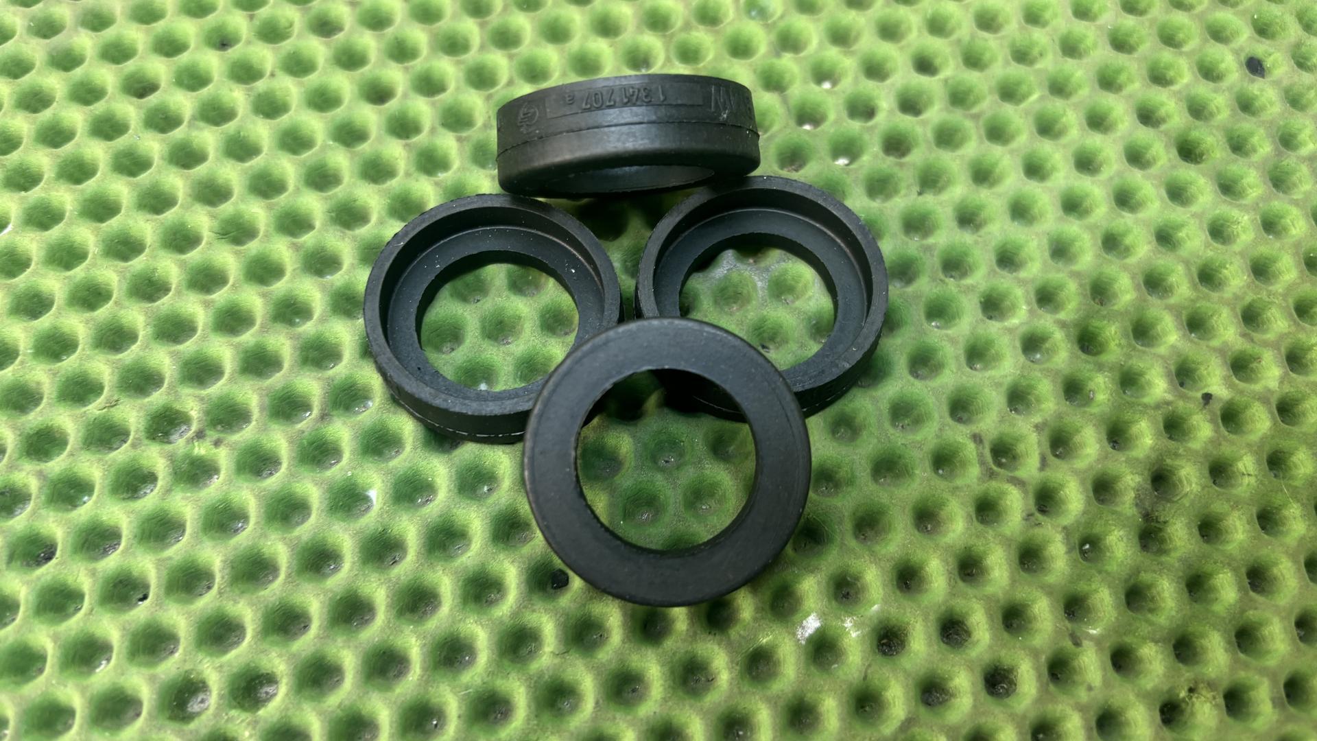 Уплотнительная прокладка Внутр 11121340608