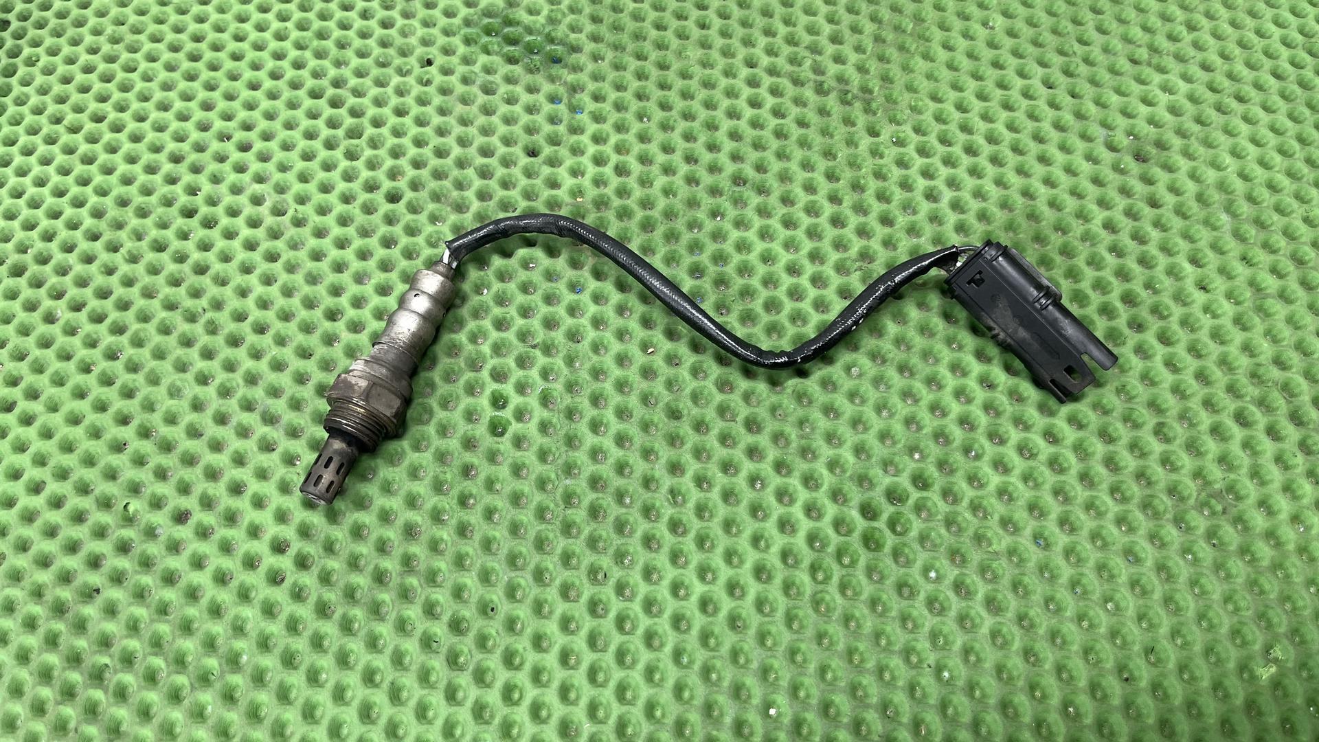 Лямбда-зонд 11787718140