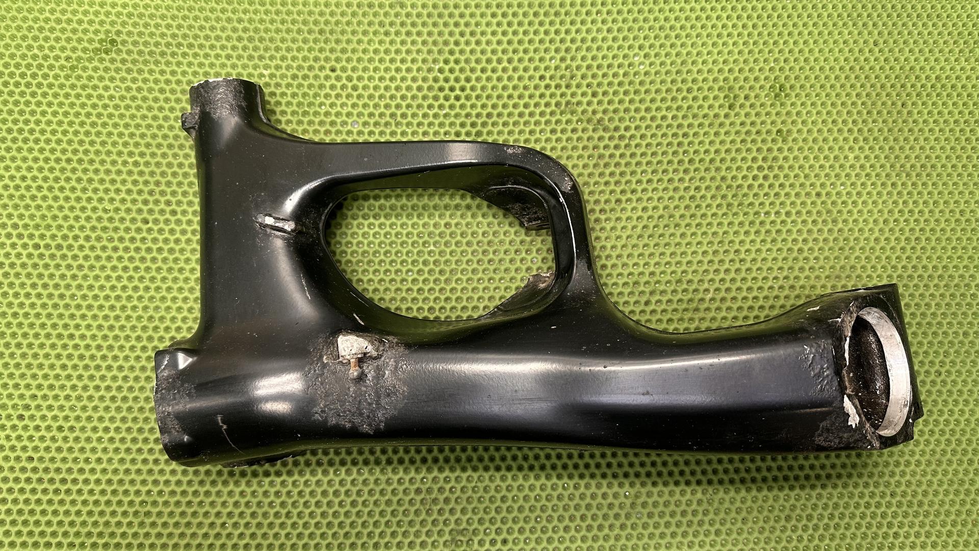 Качающийся рычаг заднего колеса Schwarz 33178535847