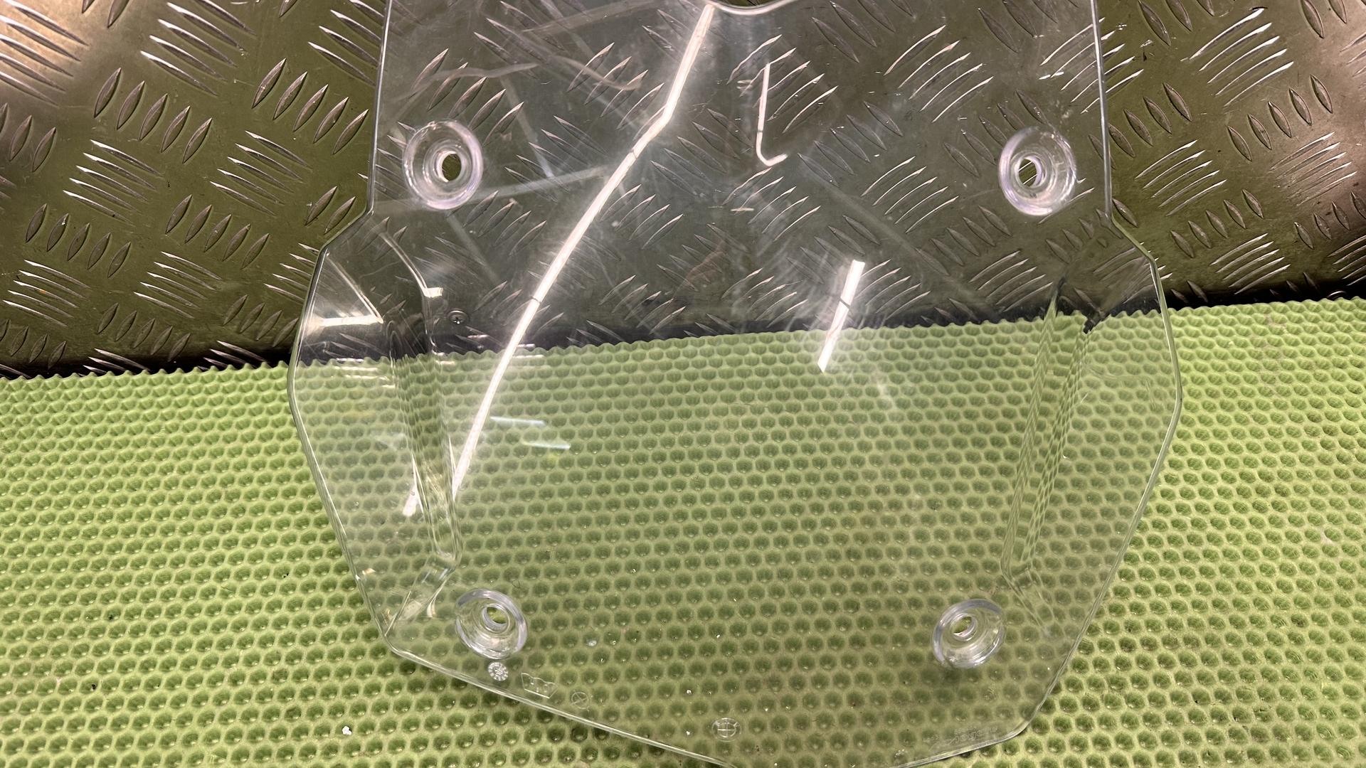 Стекло ветровое высокое 310мм F850GS 46638564647