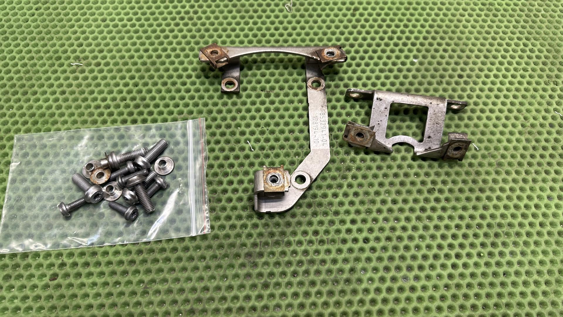 Комплект креплений защиты картера 