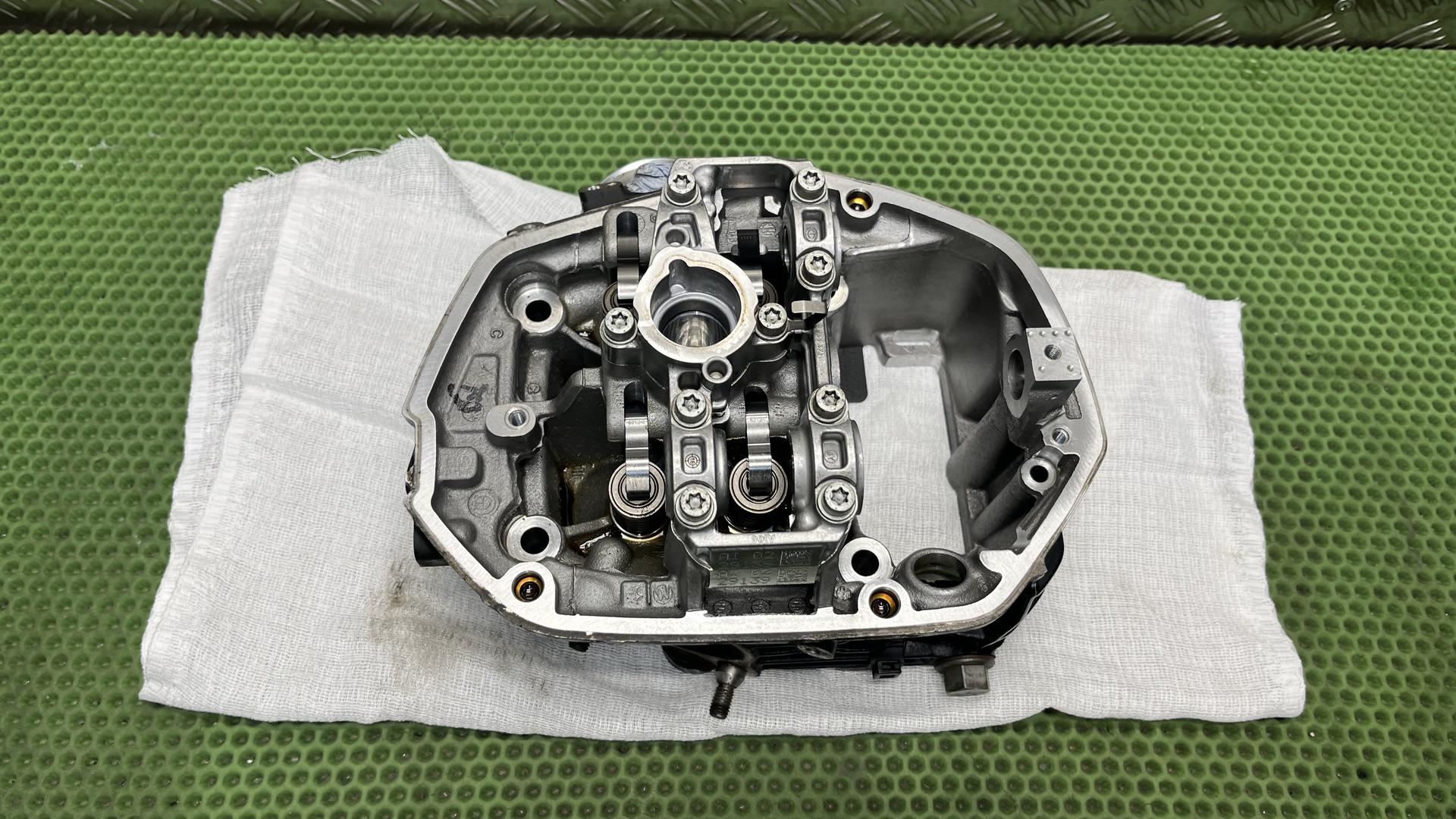 Головка блока цилиндров Л Schwarz 11128394925