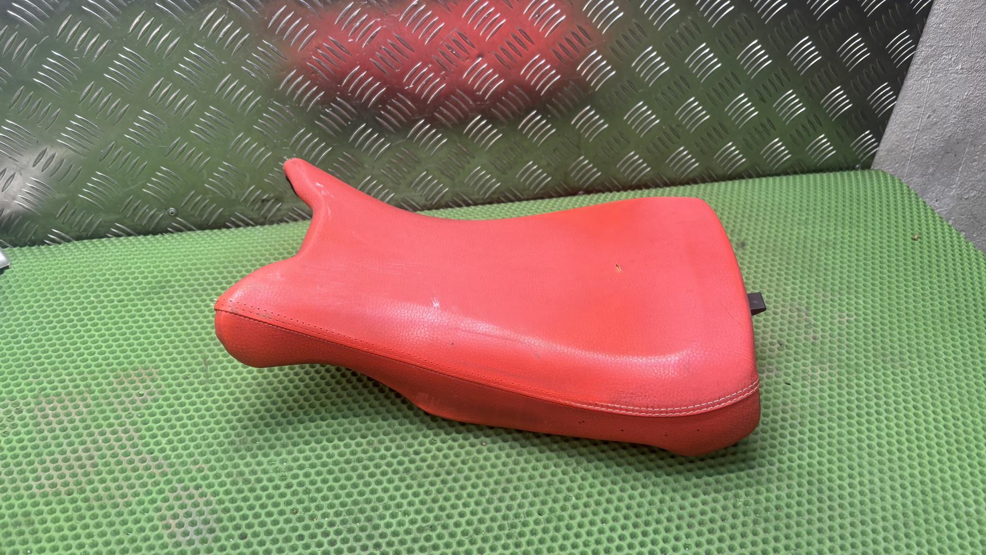 Сиденье водителя 77349899321