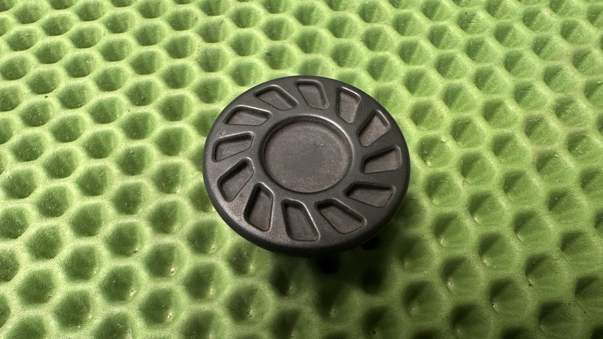 Защитный колпак 33177684590