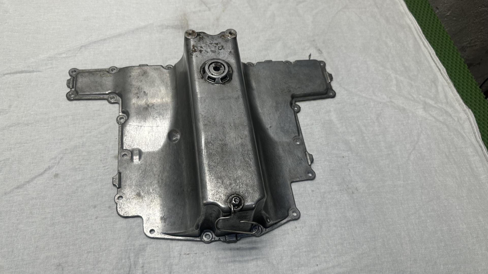 Поддон K1600 11137716424