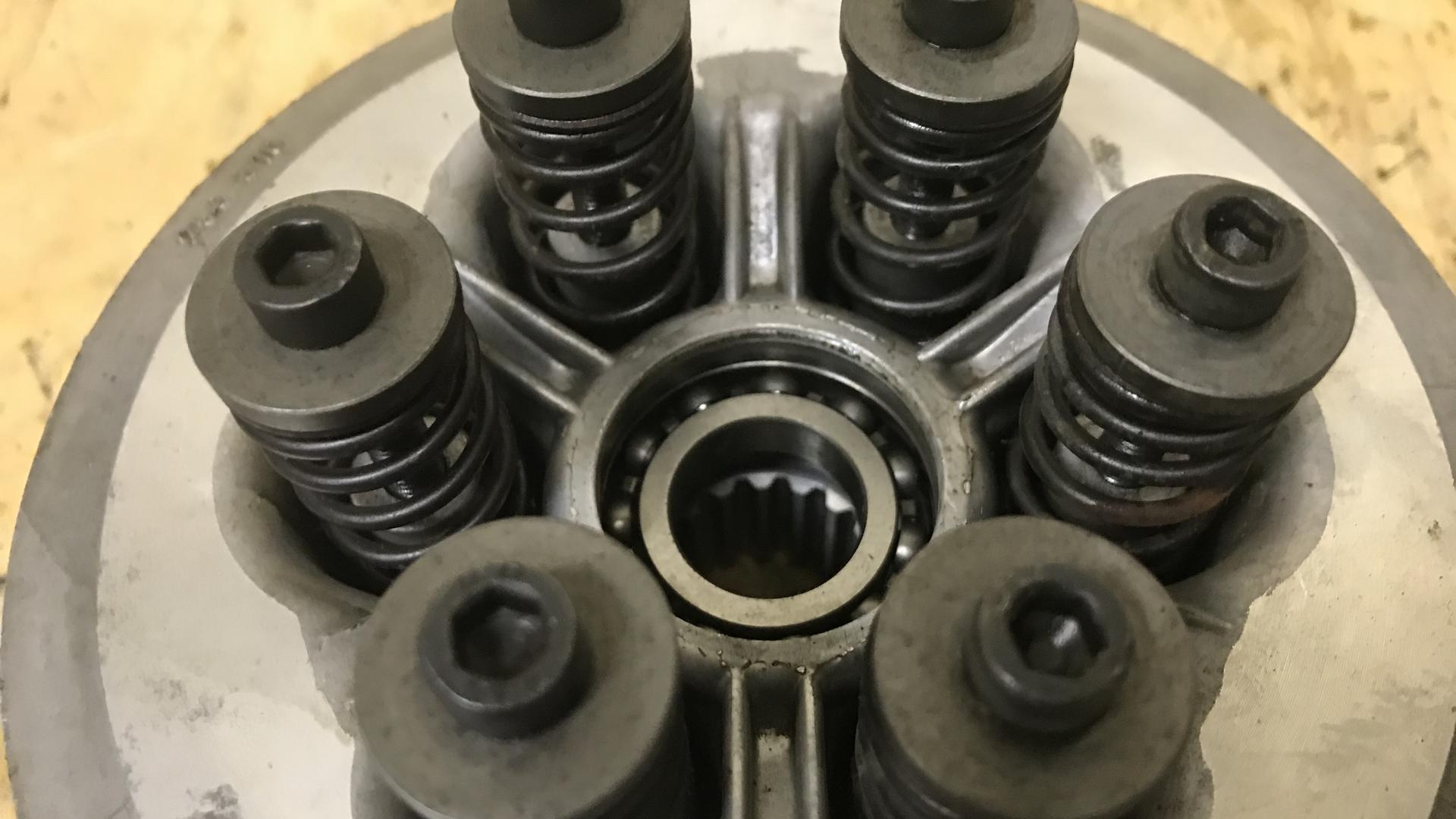 Поводок стальных дисков (Хаб сцепления) 21217690423