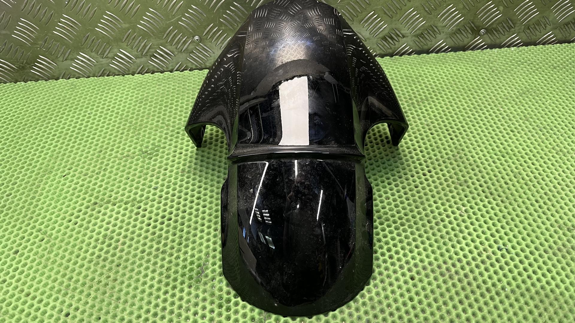 Колпак переднего колеса R1300RS (KA5) 46615a6a884