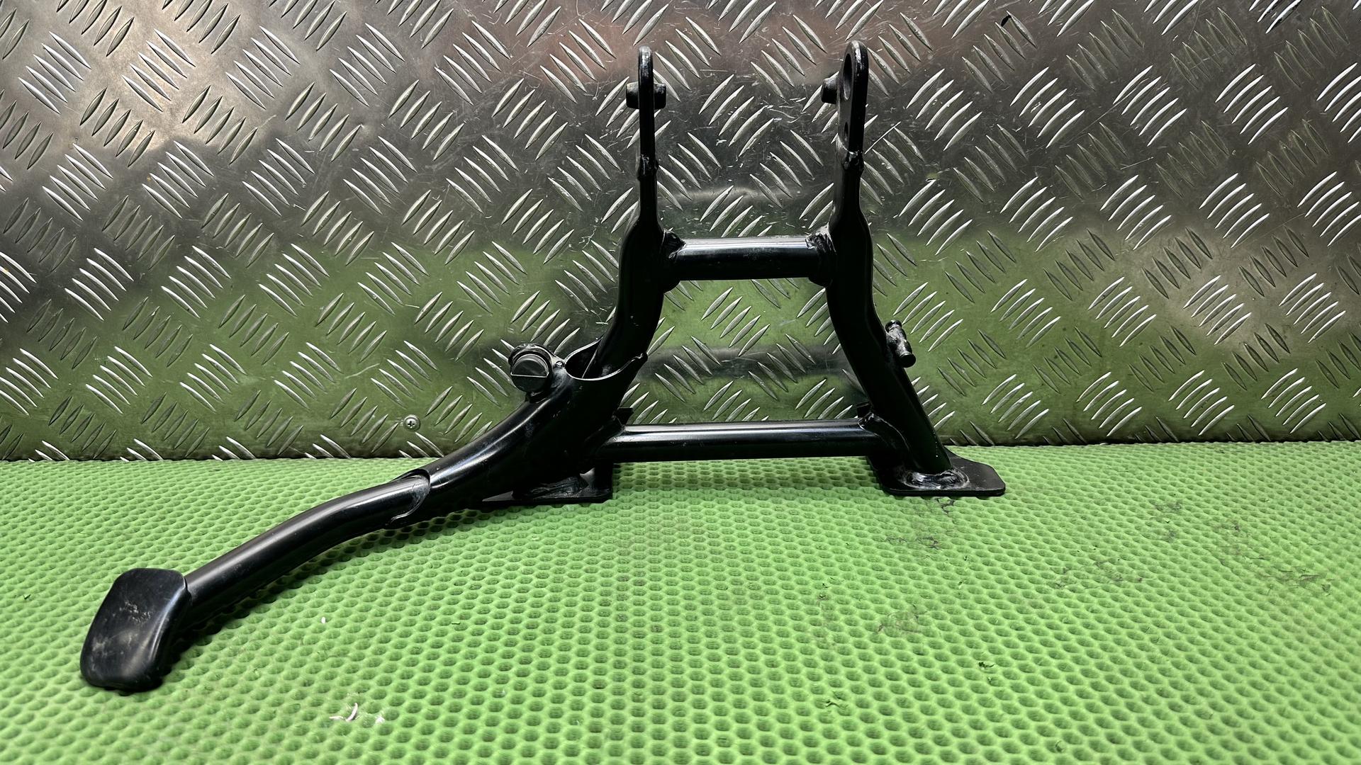 Центральная подставка 46528522559