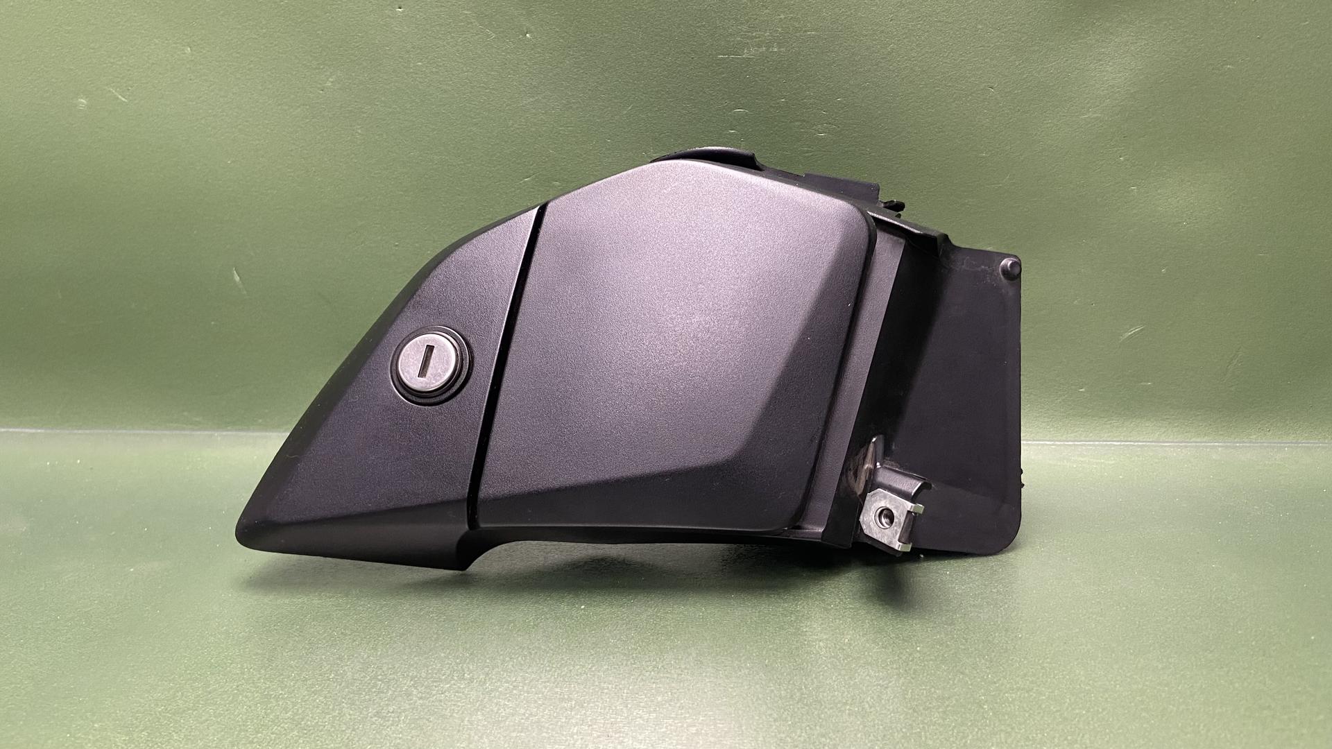 Нижняя часть вещевого ящика Л 46638544957