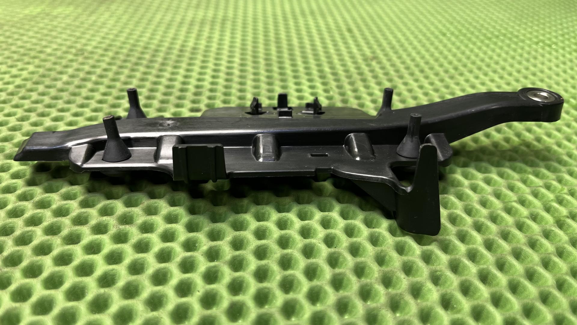 Держатель аккумуляторной батареи АКБ R1300GS KA1 61219830114