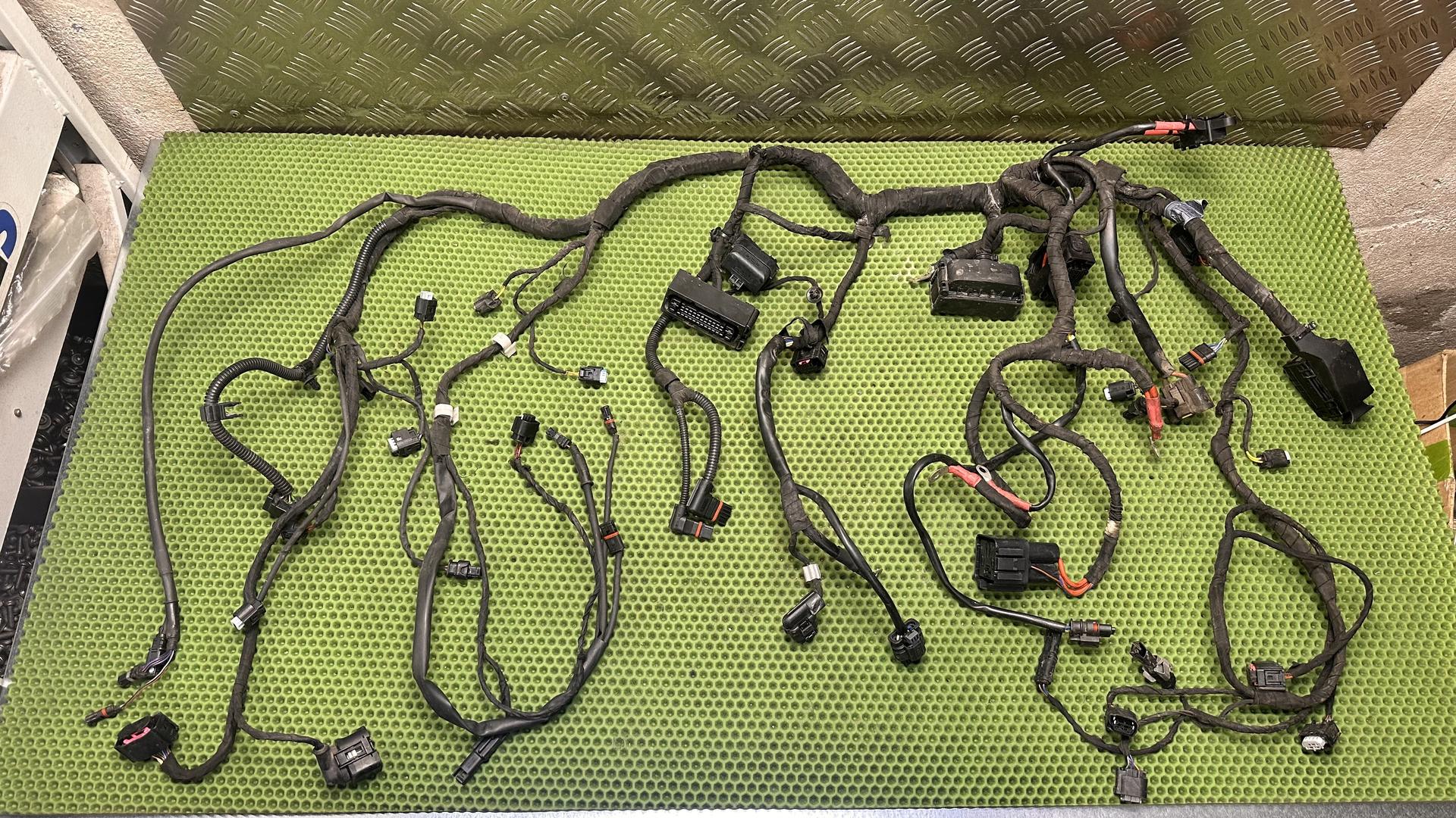 Основной жгут проводов R1250GS/GSA с ESA 61119480785