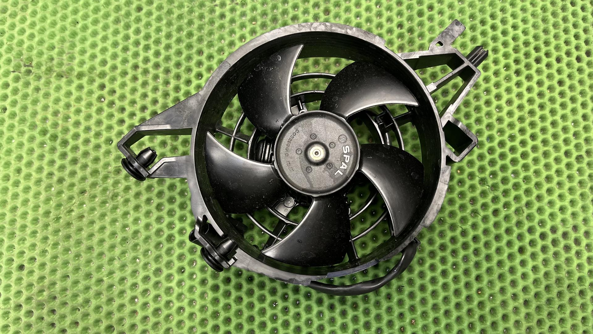 Левый вентилятор R1300R/RS KA4-5 17425a75127