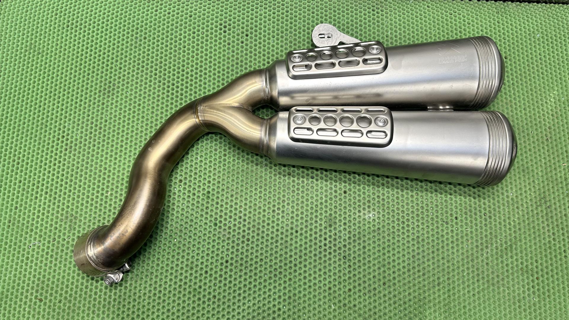 Основной глушитель 18519443102