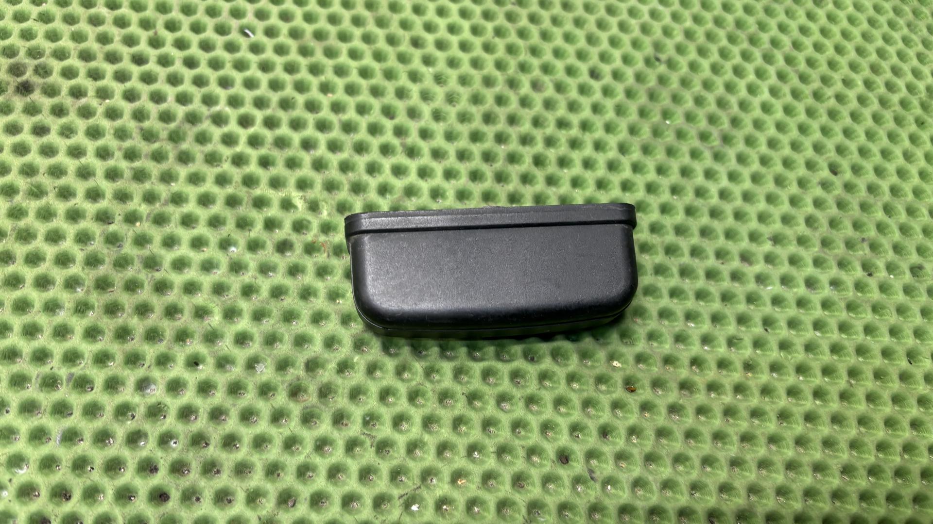 Фонарь подсветки номерного знака 63267670850