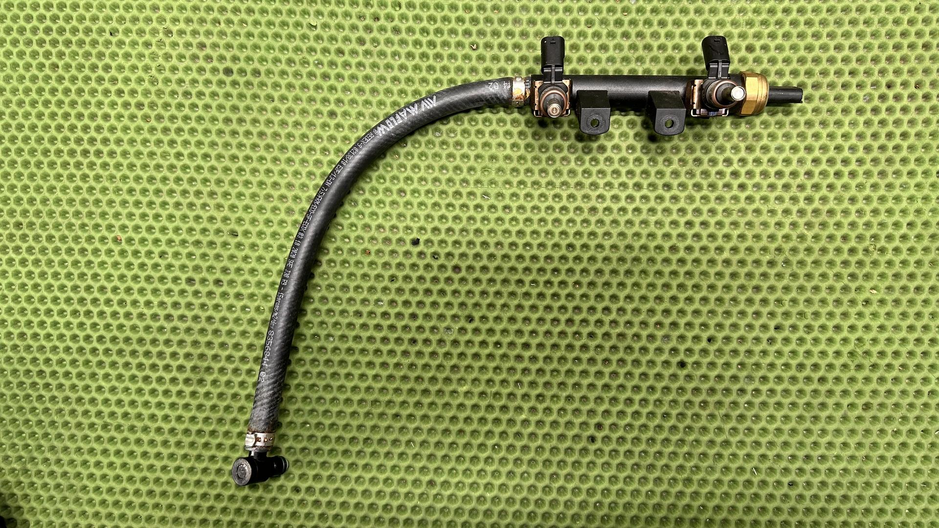 Топливная рампа K80-84 13548356843