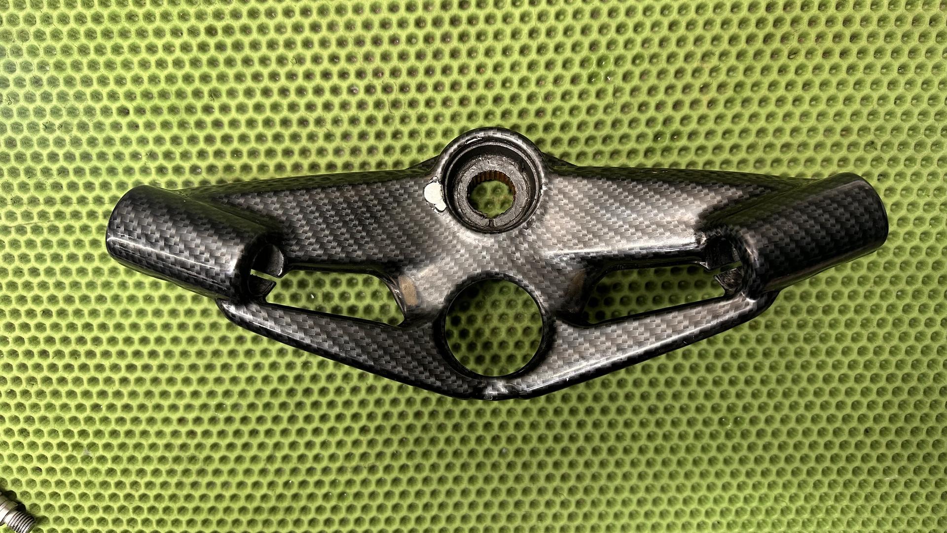 Перемычка рулевого управления 32717699461