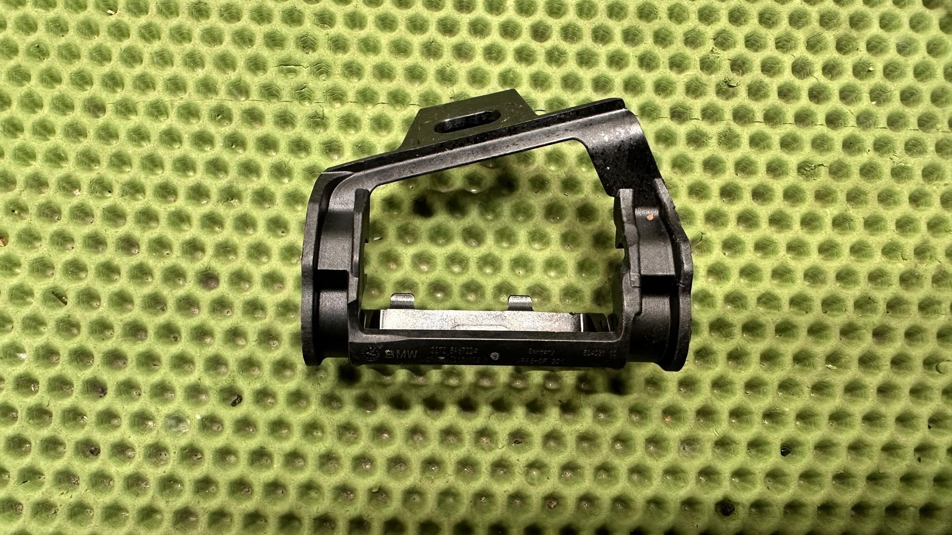 Кронштейн магистрали сцепления R1300GS/GSA/RT KA1-3 32725a67224