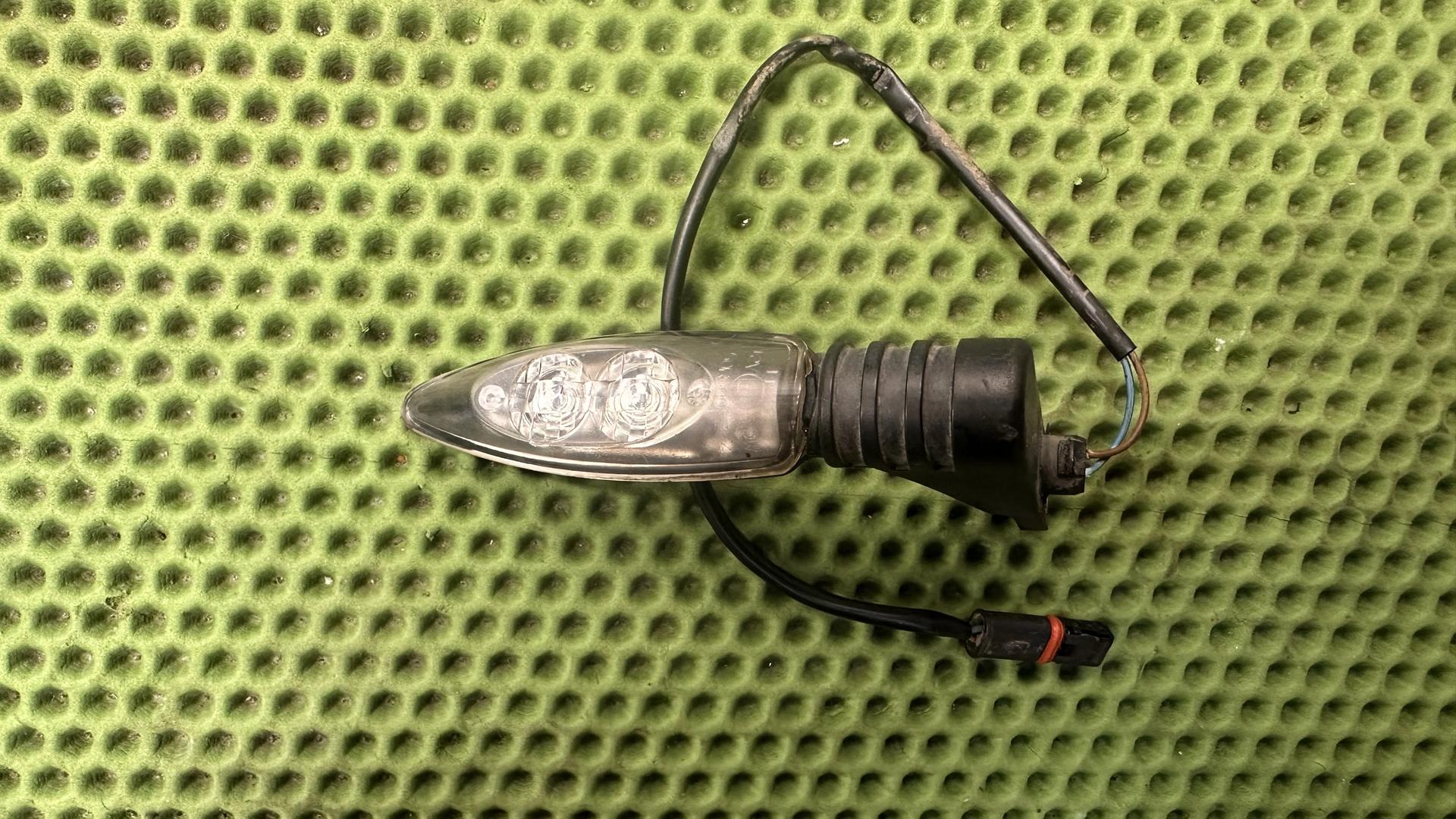 Светод.указ.пов., длинный держатель Зд 63238522500