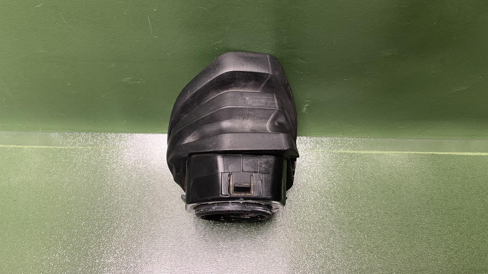 гофрированный кожух (гофра) задний 33357708117