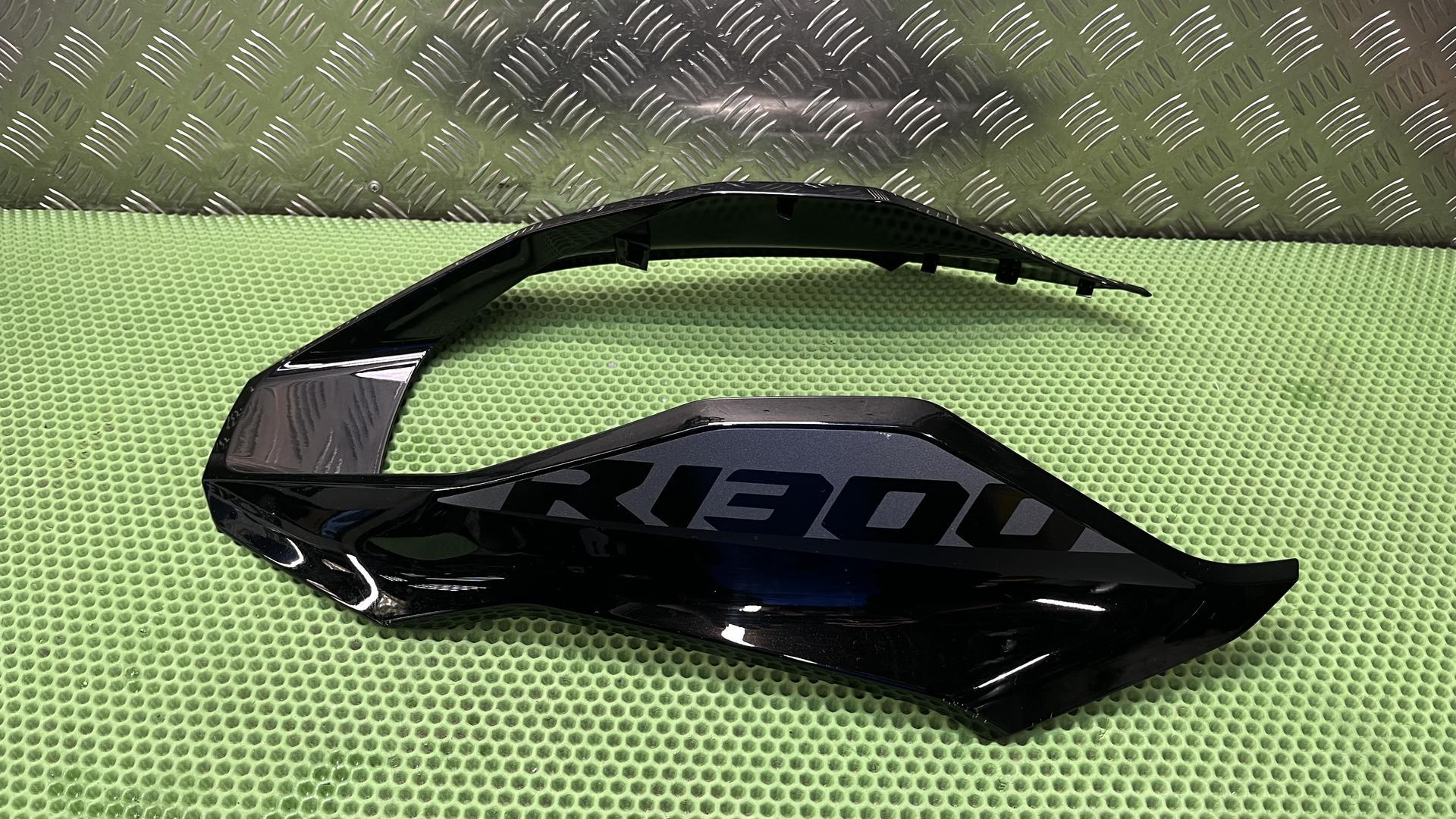 Накладка клюва R1300GS KA1 46617921922