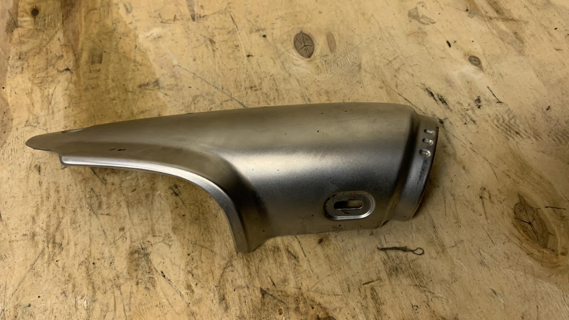 Накладка глушителя 18517726831