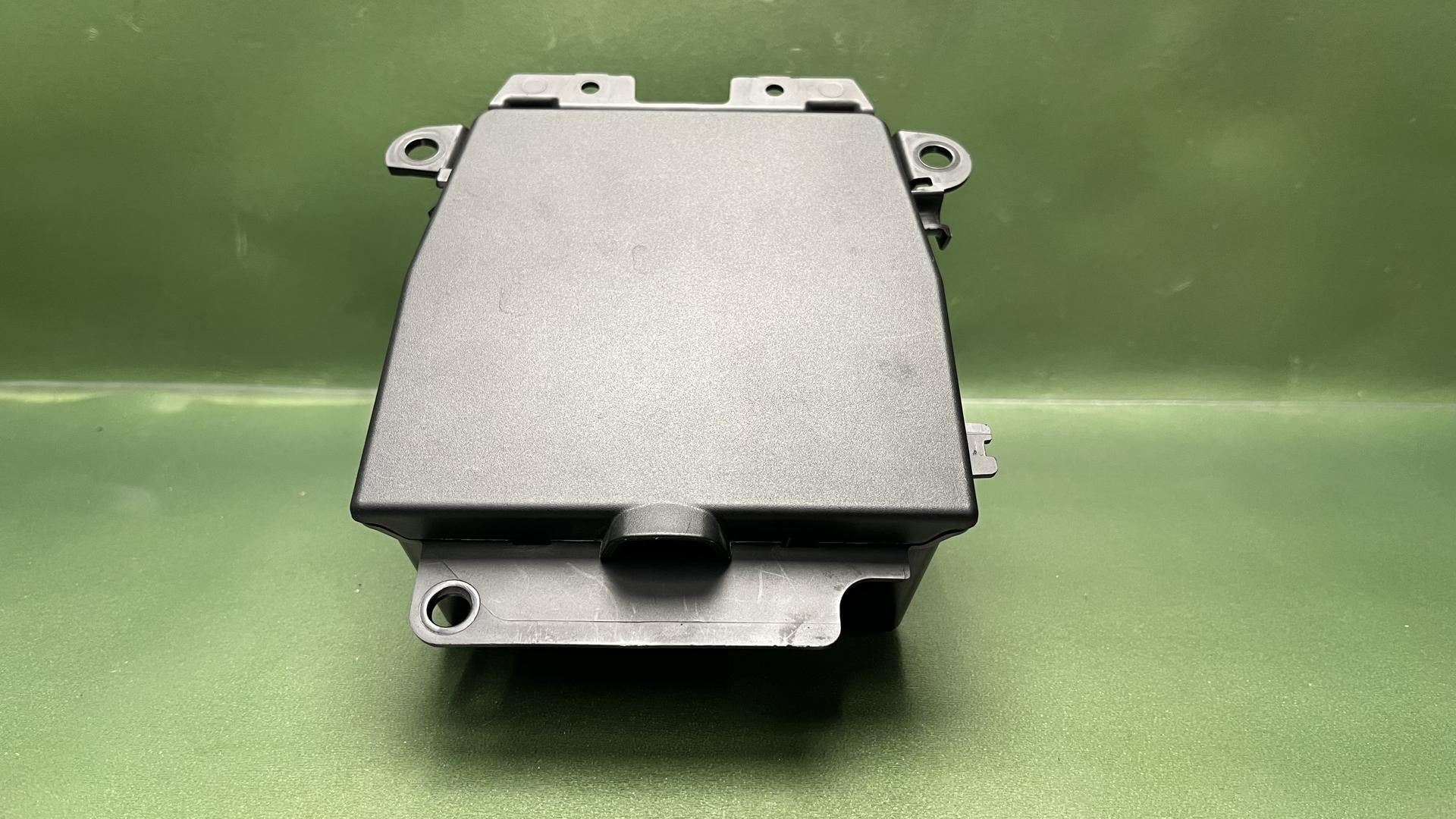 Ящик инструментальный R1300RT 5a84726