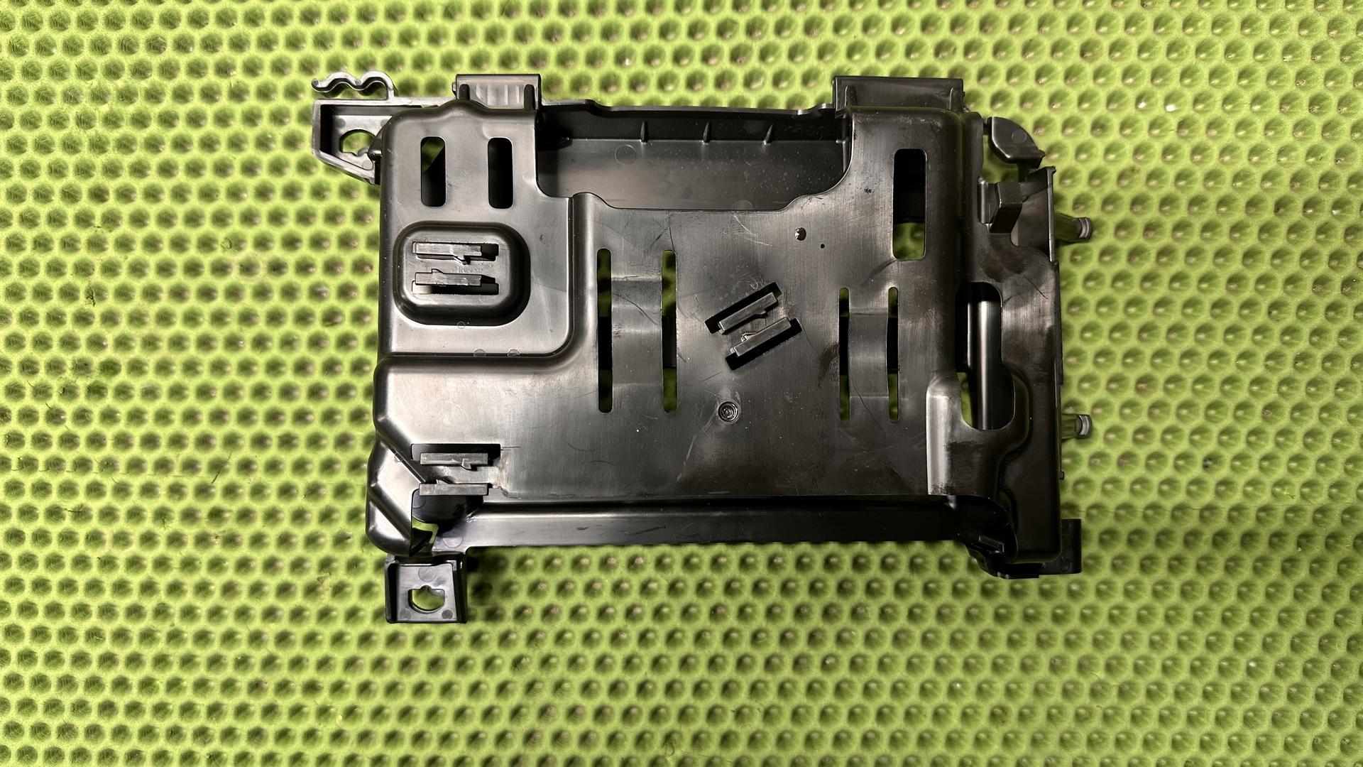 Держатель ЭБУ R1300GS/GSA/RT/R/RS KA1-5 61359830111