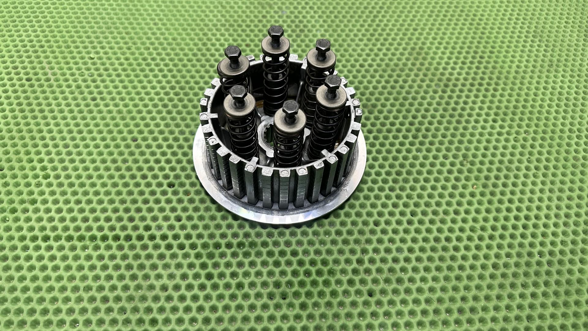 Поводок стальных дисков (Хаб сцепления) 21217690423