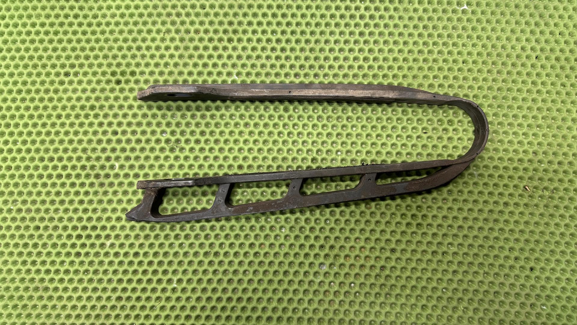 Направляющая (планка) цепи F800R K73 27727717869