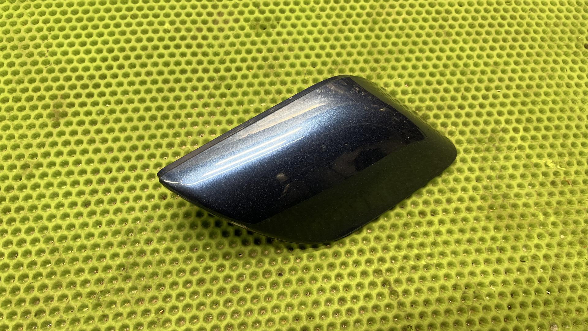 Накл. на зерк. бокового вида грунт. правая 51168382774