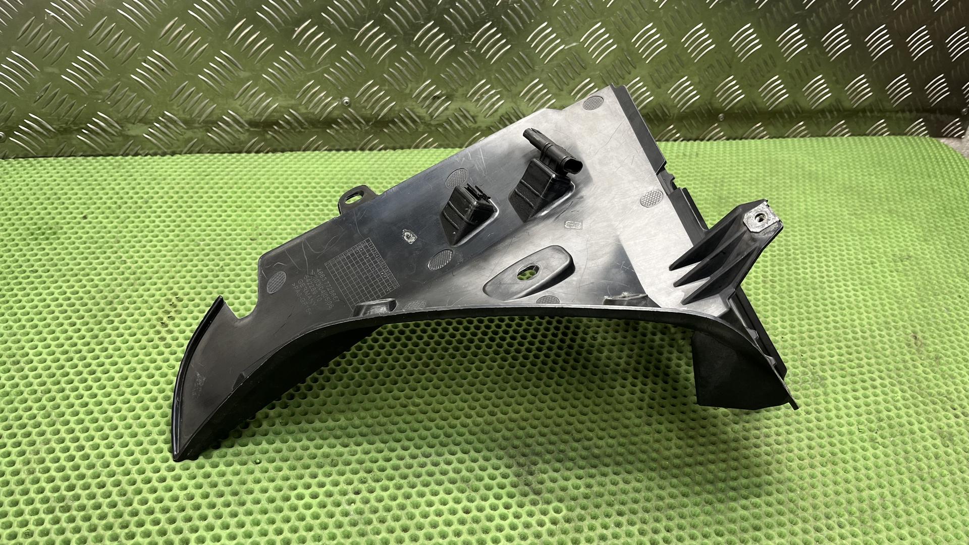 Облицовка радиатора Л 46637728667