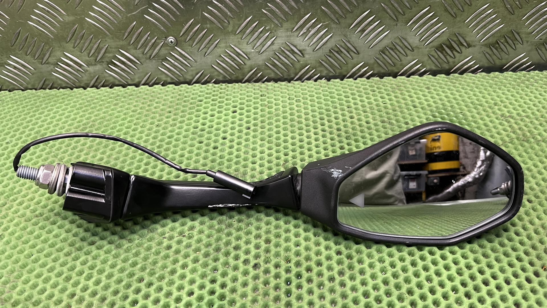 Зеркало левое R1300RS KA5 51165a674b3