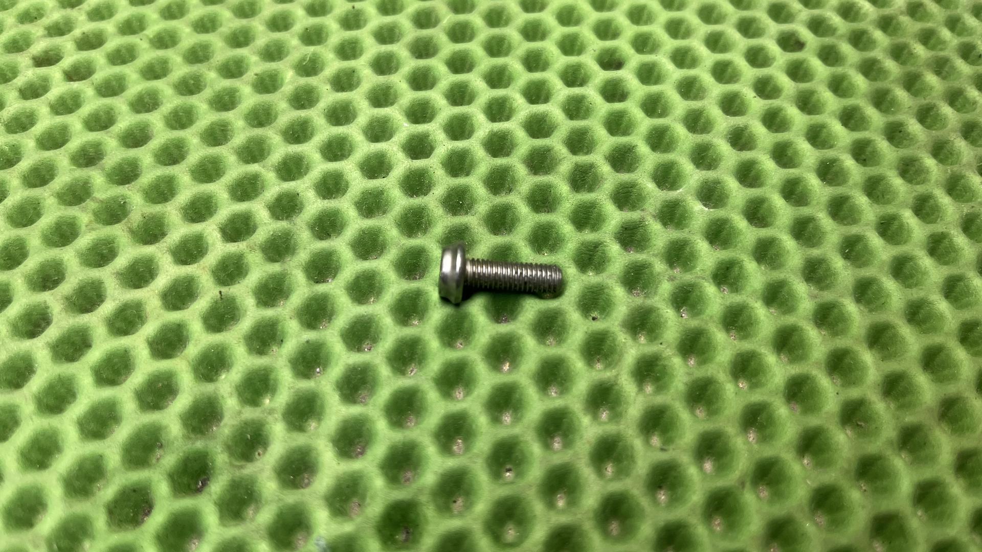 Болт с цилиндрической головкой M5X16-8.8-ZNNIV 07129907412