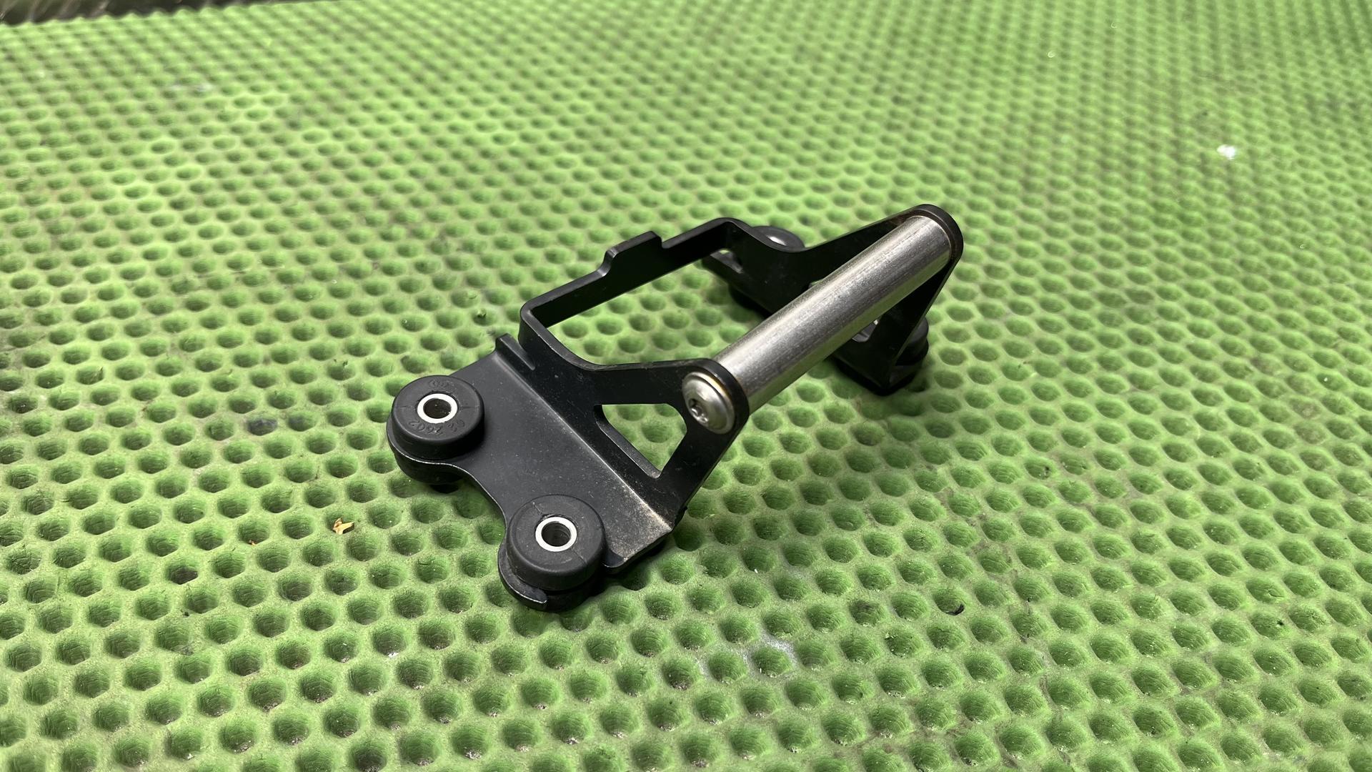 Держатель навигатора k84 65909443319