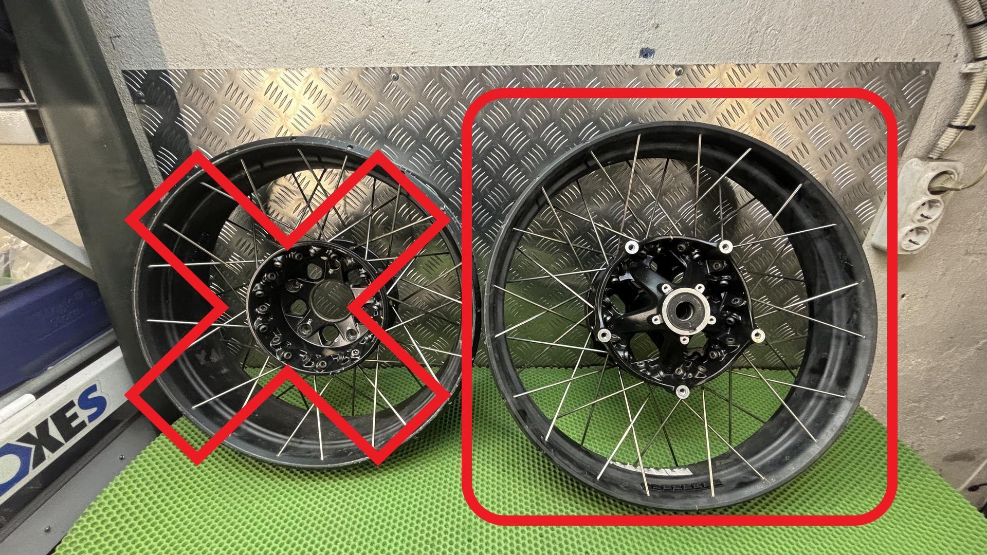 Колесо со спицами Пд Черное 19x3.0 36318528530