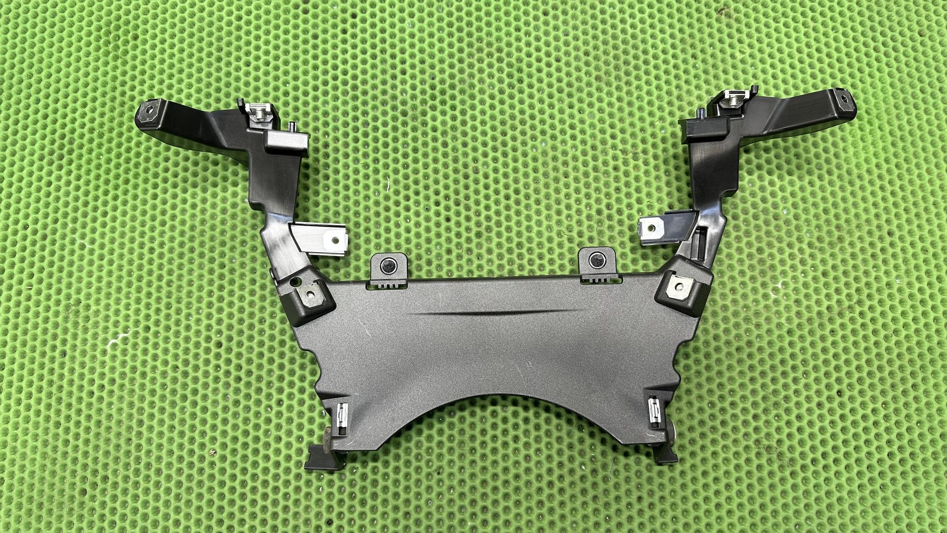 Основание приборной панели TFT K1600 рест. (с 2022 г.) 46631540839