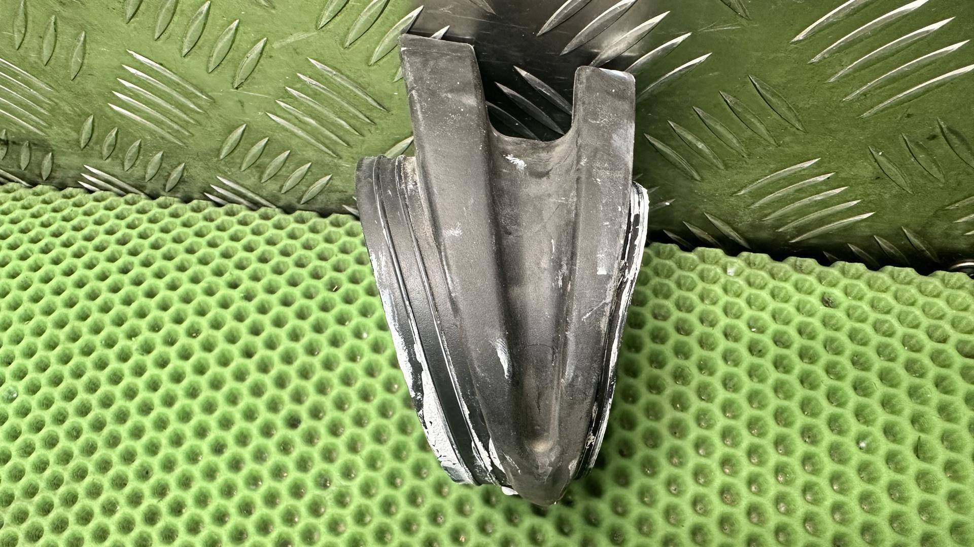 гофрированный кожух (гофра) задний 33177726651