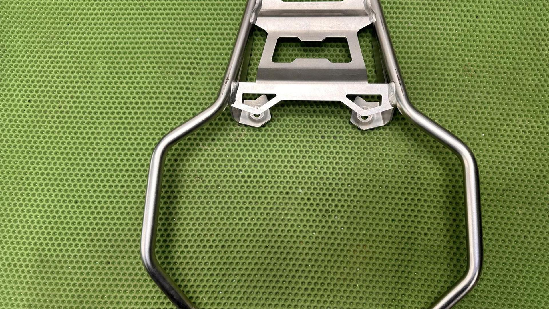 Багажник на крыше 46548522360