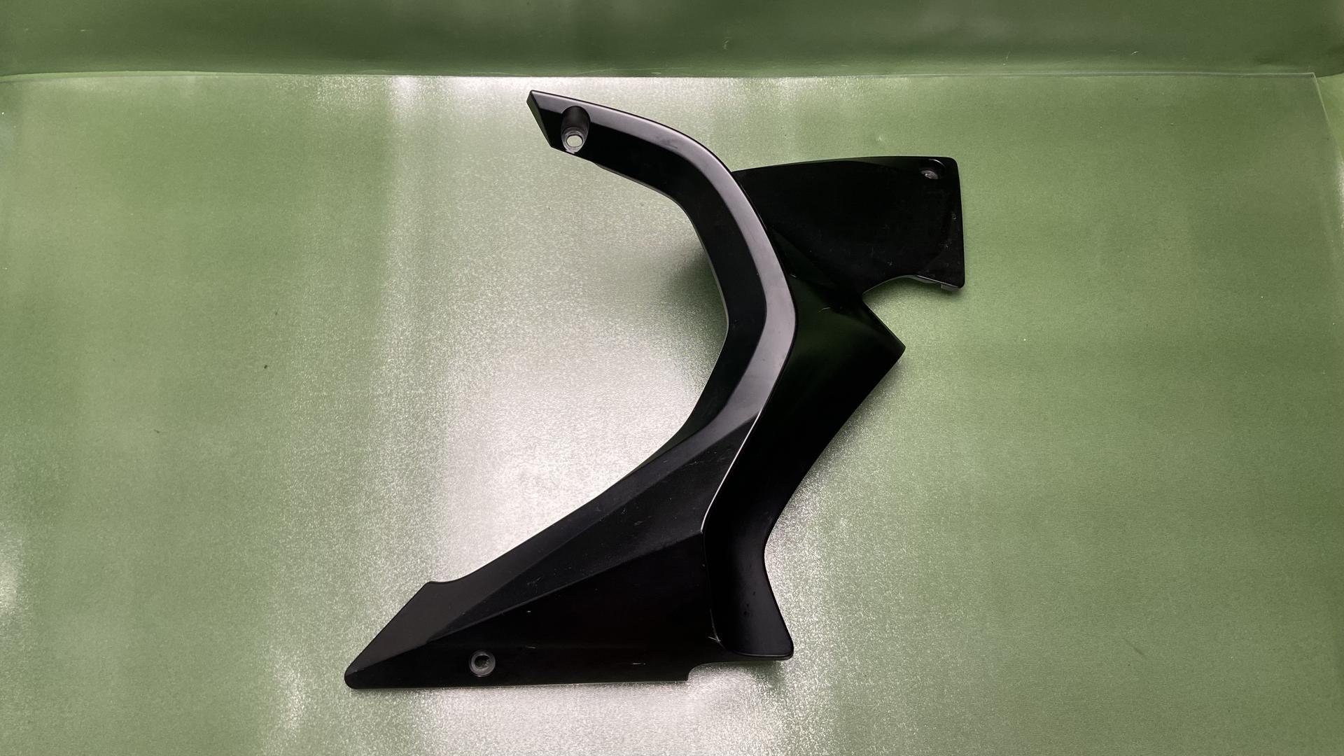 Спойлер двигателя Л 46638533579