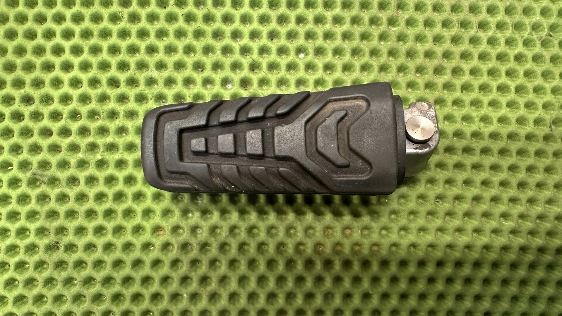 Упор для ног Л Зд 46712310403