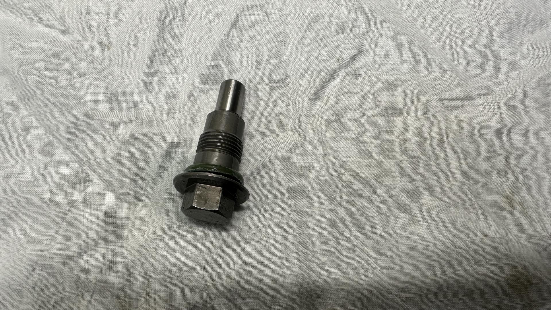 Гидронатяжитель цепи правый R1250xx 11319444423