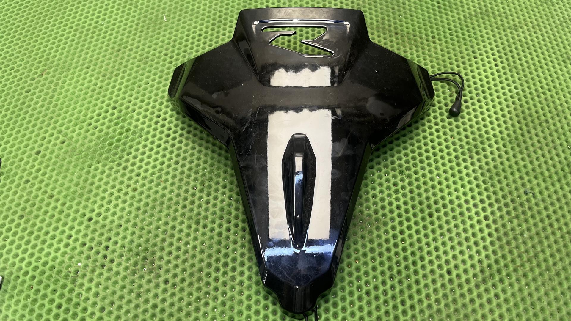 Комплект накладок сиденья пассажира F900R K83 77349457518