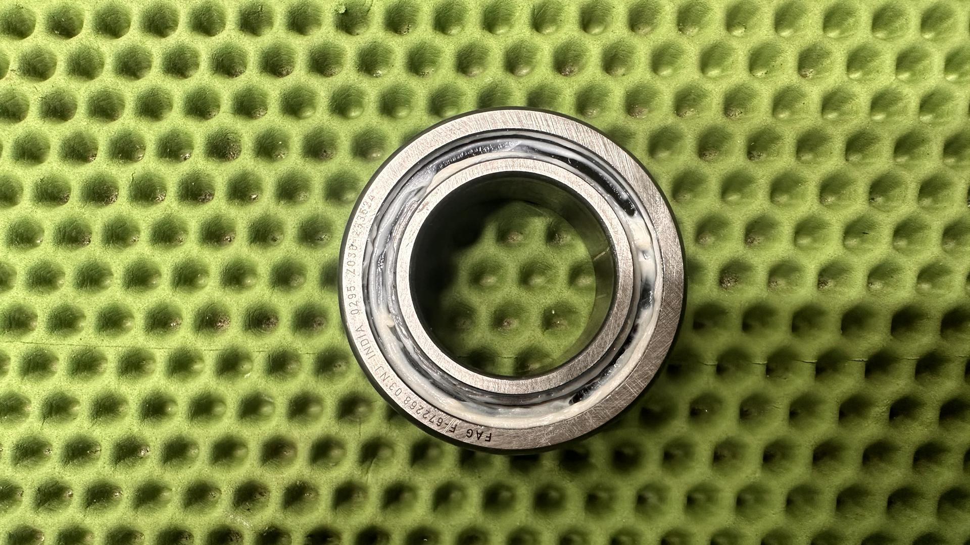 Подшипник вала рул.колонки верхний R1300GS/GSA/RT KA1-3 31427923062