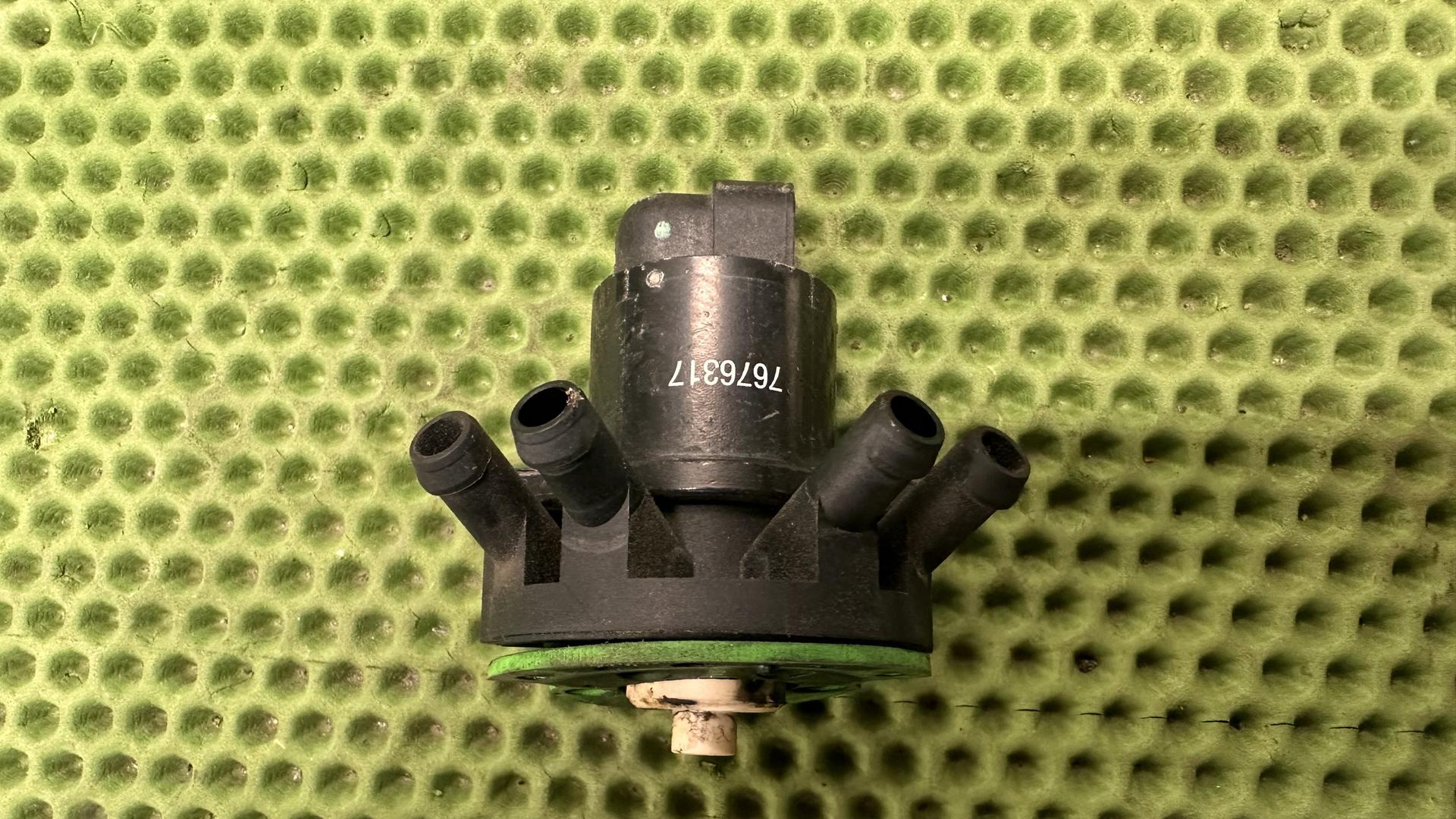 Клапан холостого хода 13717676317