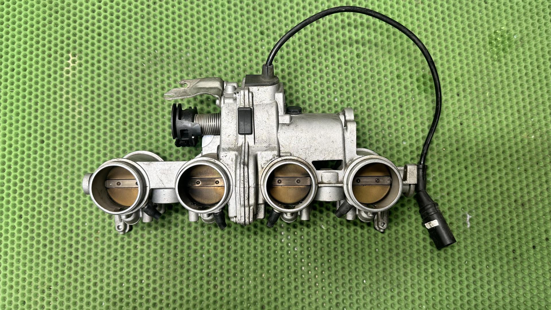 Дроссельная заслонка S1000RR (09-12) K46 13547727908