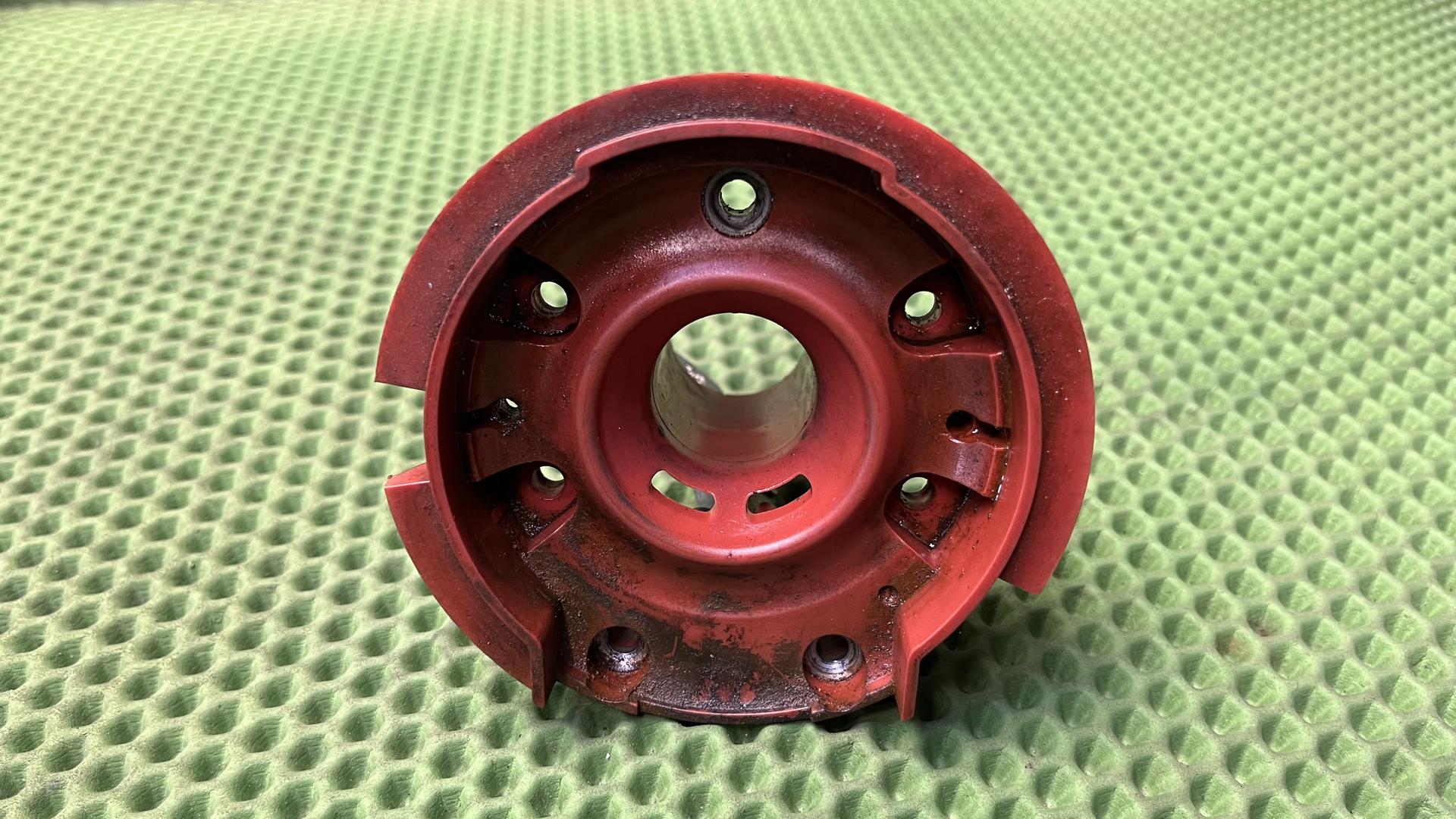 Заливная горловина топливного бака R 1200 R / HP4 / S 1000 RR / S 1000 R / HP4Race 16117692207