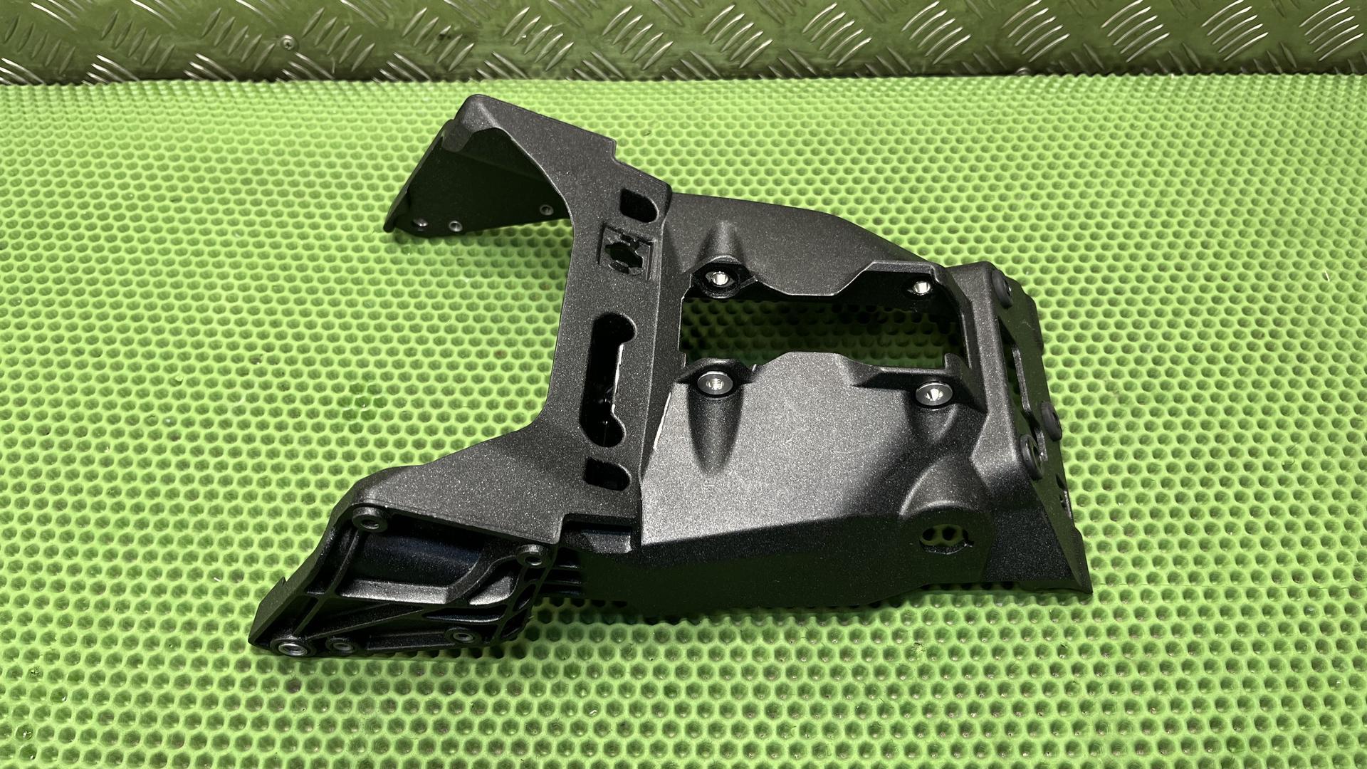 Передний кронштейн R1300GS/GSA KA1-2 46635a64994